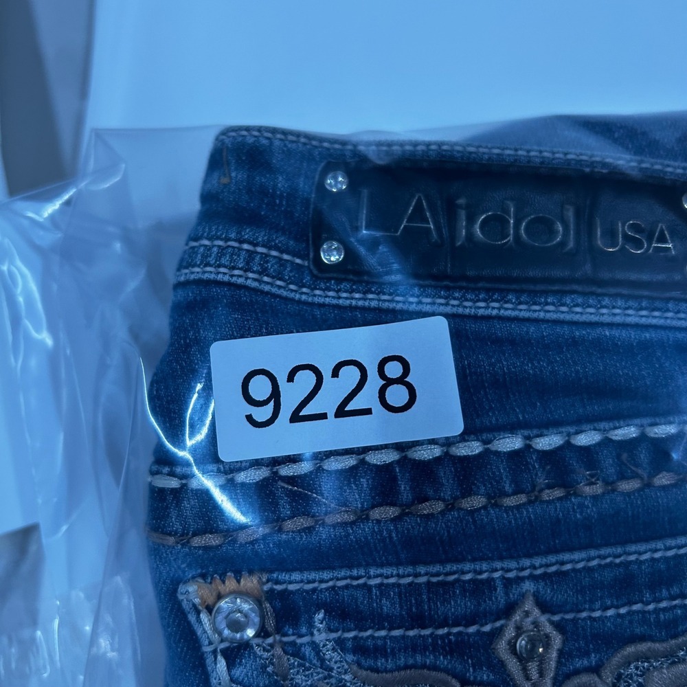 L.A. Idol Jeans Womens Size 3 Blue Rhinestone Embellished Slim Fit Distressed - Picture 10 of 10